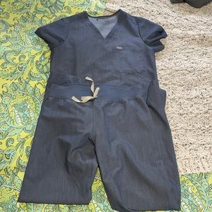 FIGS Scrubs Heathered Denim